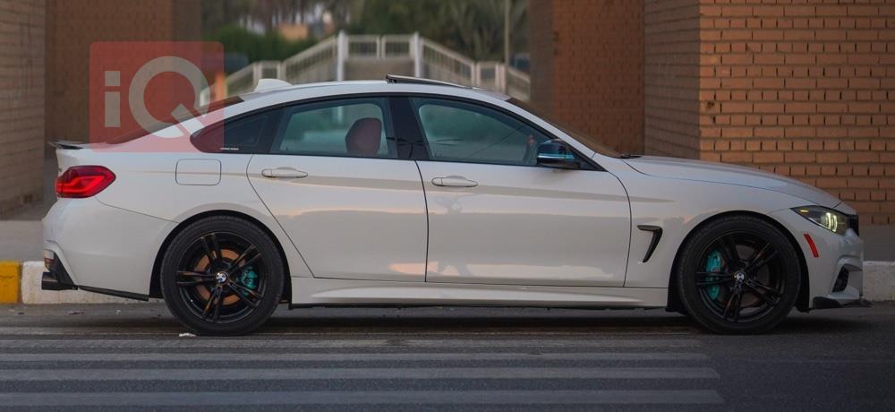 بی ئێم دەبڵیو 4 سیریەس